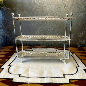 Support à gâteau rectangulaire à 3 niveaux en argent, plateau de service fait main pour pâtisseries, décoration de Noël, fête, fournisseur indien, vente en gros - Product Image 1