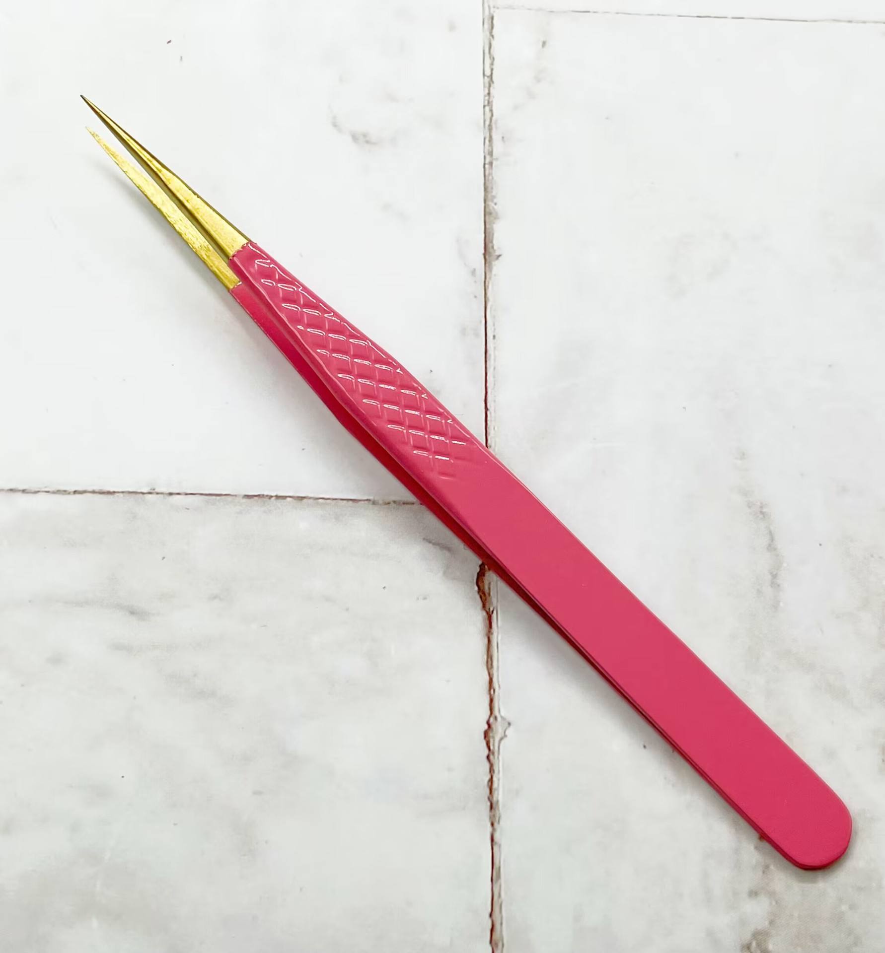 (Red and Gold Net Pattern) Peacock Clip / Direct Shooting