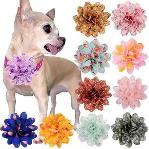 ใหม่สัตว์เลี้ยงกรูมมิ่งอุปกรณ์เสริมสัตว์เลี้ยง Bow Collar สุนัข Charms ดอกไม้ชุดสุนัขดอกไม้ Bow Collar หลากสี