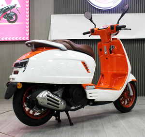 Scooter à <span class=keywords><strong>deux</strong></span> roues pour adultes de 150 cm3, vélo à essence - Product Image 4