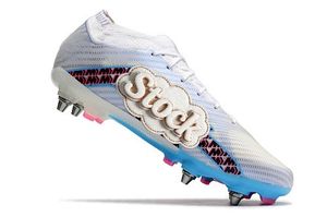 Chaussures de football à crampons hautes pour enfants et hommes, crampons d'hiver et d'été pour activités de plein air, chaussettes à crampons, baskets de futsal - Product Image 4