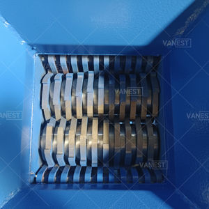 Goedkope Prijs Kleine Elektrische Dierlijke Bot Shredder Machine Industriële Kip Vlees Rundvlees Bot Molen Crusher Machine - Product Image 1