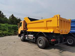 Buen Precio, Camión Volquete Usado Sinotruk Howo de 15 Toneladas, Diésel, Tracción 4x2, 10 Neumáticos, en Venta - Product Image 1