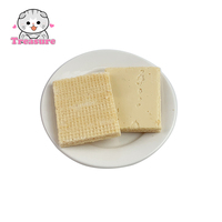Galletas de Chocolate con Leche y Crema de Fresa, Tipo Sándwich, en Oferta