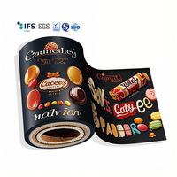 Rouleau de plastique laminé flexible de qualité alimentaire en feuille d'aluminium brillante imprimée sur mesure pour l'emballage de snack
