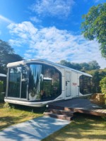 Capsule de luxe high-tech maisons préfabriquées Capsule spatiale étanche à deux étages avec un design novateur