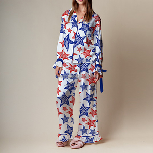 Día DE LA Independencia Red Stripe Blue Star All Over Print Manga larga Loose Fit Casual Pijama Set Mujeres - Product Image 1