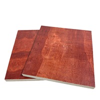 Tablero de Contrachapado para Construcción, Madera de Eucalipto Roja, Alta Calidad, Venta al por Mayor, E1, Resistente al Agua y al Formaldehído, Grado de Primera Clase