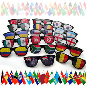 Autocollants personnalisés pour les fans de la Coupe du Monde de football, lunettes avec drapeau national, impression de logo en plusieurs couleurs et de haute qualité - Product Image 3