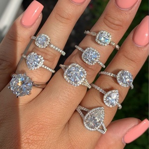 Anillos Elegantes y Lujosos de Plata de Ley 925 Unisex con Baño de Oro, Engaste de Puntas, Joyería de Boda Personalizada con Certificado IGI - Product Image 4