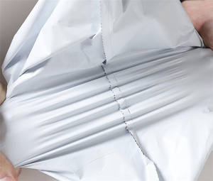 Oem שקיות פולימילרים עם תיק מעטפה הדפסים מותאמים אישית תיק אריזת בגדים - Product Image 2