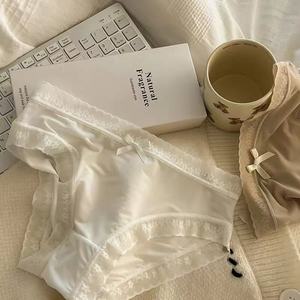 Pantalon de masque crémeux pour femme, sous-vêtements taille basse en soie glacée à séchage rapide, couleur unie, avec dentelle, collection Printemps/Été - Product Image 2