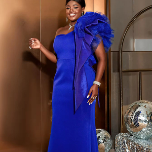 Vente en gros de robe de soirée de soirée maxi plissée à une épaule élégante bleue - Product Image 1