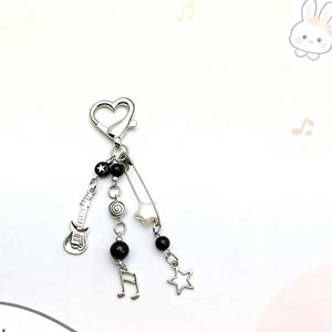 Breloques de téléphone mignonnes en forme de fleur, sangles de téléphone en cristal de verre Muguet, accessoires pour coques de téléphone pour femmes - Product Image 4