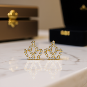 E1288 ต่างหูเพชรมงกุฎทองคำสำหรับผู้หญิง สวมใส่ได้ทุกวัน สไตล์น่ารัก เพชรทรงเหลี่ยมเจ้าหญิง สี G เพชรธรรมชาติ ชุบทอง - Product Image 2