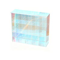 Boîte de rangement pour bijoux en acrylique arc-en-ciel irisé, organisateur de bureau pour strass à ongles, boucles d'oreilles, bagues, figurines et boîtes surprises