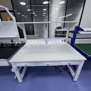 Plan de travail antistatique ESD, plan de travail en métal robuste pour travaux électriques, design moderne pour hôpitaux, ateliers, écoles - Product Image 1