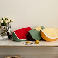 Coussin décoratif tricoté en forme de fruit pour canapé et chaise