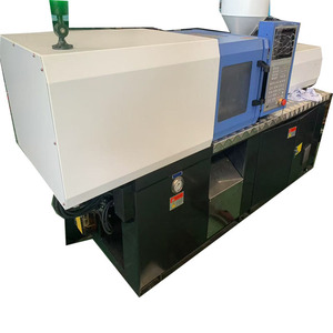 Machine de moulage par injection de plastique miniature de 30 tonnes - Product Image 5