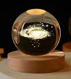 Bóng pha lê sáng tạo 3D chạm khắc ánh sáng ban đêm nhỏ bằng gỗ sáng cơ sở không gian Phi Hành Gia món quà sinh nhật nhà máy bán hàng trực tiếp - Product Image 5