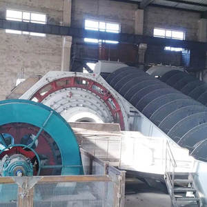 Ligne de traitement et de valorisation de minerai de graphite par flottation, machine de séparation minérale, équipement minier, moteur, pompe, roulement - Product Image 3