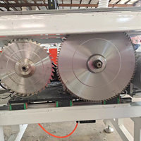 Perangkat Lunak Optimalisasi Opsional NEWEEK Gergaji Panel Sarang Lebah Aluminium 2800mm Gergaji Balok CNC Otomatis Presisi Tinggi