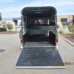 Remolque de Aluminio de Alta Resistencia para 2 Caballos, con Carga en Ángulo, Rampa de Seguridad y Ventilación, para Transporte en Ranchos y Granjas - Product Image 4