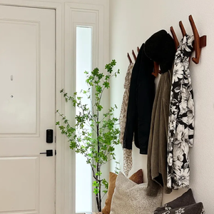 <span class=keywords><strong>Porte</strong></span>-<span class=keywords><strong>manteau</strong></span> <span class=keywords><strong>mural</strong></span> 2026 moderne et durable en <span class=keywords><strong>bois</strong></span> naturel à 2 niveaux avec 5 crochets pour la décoration intérieure - Product Image 5