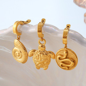 จี้รูปสัตว์ทะเล สแตนเลสสตีล ชุบทอง 18K รูปดาว เปลือกหอย เต่า จี้เปลือกหอย เครื่องประดับสำหรับทุกเพศ - Product Image 4