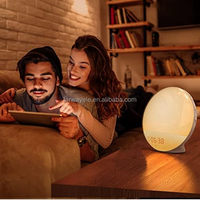 Réveil Lumineux Radio FM Simulation Lever et Coucher de Soleil Lumière d'Ambiance Colorée Bruit Blanc et Veilleuse pour l'Endormissement
