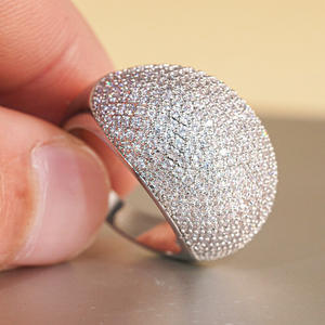 Anello da Cocktail da Donna T0929 con Sfera a Micro Pavé di Zirconia Cubica e Pietra Rotonda, Anelli alla Moda per Feste - Product Image 2