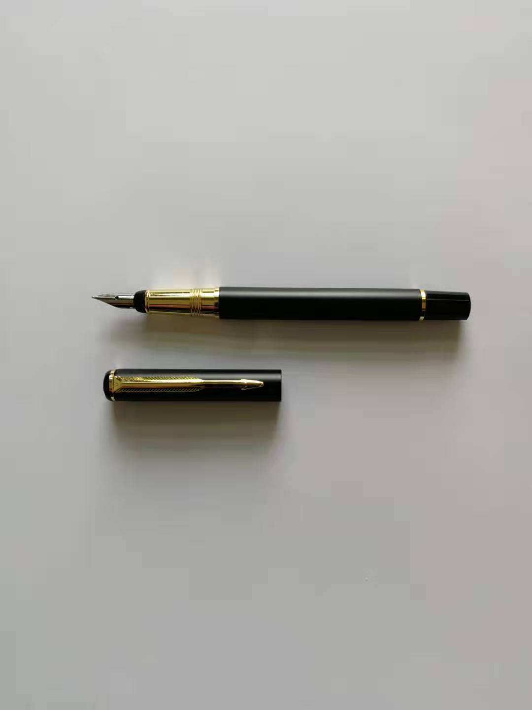 ปากกาหมึกซึมสีด้าน