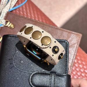 Correa de reloj de lujo con botón de pana y dije de estrella para Apple Watch 10 9 8 SE 7 6, banda de moda con hebilla de aleación a presión - Product Image 5