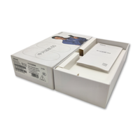 Boîte de téléphone portable en papier enduit avec revêtement UV Laminage brillant Feuille d'or Éponge Doublure Fond de couvercle pour 16 emballages