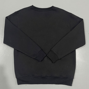 เสื้อสเวตเชิ้ตคอกลมปักโลโก้ MADLABS ผ้าหนานุ่มสไตล์วินเทจ ลุคสตรีทแวร์  งานพิมพ์ DTG แบบกำหนดเอง  ตกแต่งด้วยผ้าขนหนูปักลาย - Product Image 2