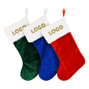 Décoration <span class=keywords><strong>de</strong></span> <span class=keywords><strong>Noël</strong></span> Nouvel An Sac cadeau <span class=keywords><strong>de</strong></span> <span class=keywords><strong>Noël</strong></span> Décoration <span class=keywords><strong>de</strong></span> fête Chaussettes en peluche suspendues avec logo personnalisé - Product Image 2
