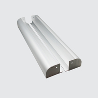 Support de montage de panneau solaire latéral en aluminium OEM 670 mm Spoiler pour caravane/camping-car/yacht