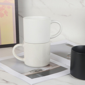 Minimalist Ceramic <b>Coffee</b> <b>Mug</b> With Logo Printing <b>Large</b> Capacity Gift For Business Giveaways - Product Image 1