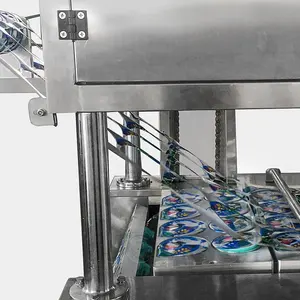 Nhựa tự động cuộn phim cho cốc nước máy và điền niêm phong máy
