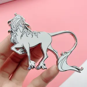 Wholesale High Quality Lovely White Horse Pins Metal Crafts Custom Silver Letters Hard Enamel Pins