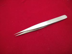 Pince à épiler droite en acier inoxydable OBEXA de haute qualité pour extensions de cils, avec logo et emballage personnalisés - Product Image 6