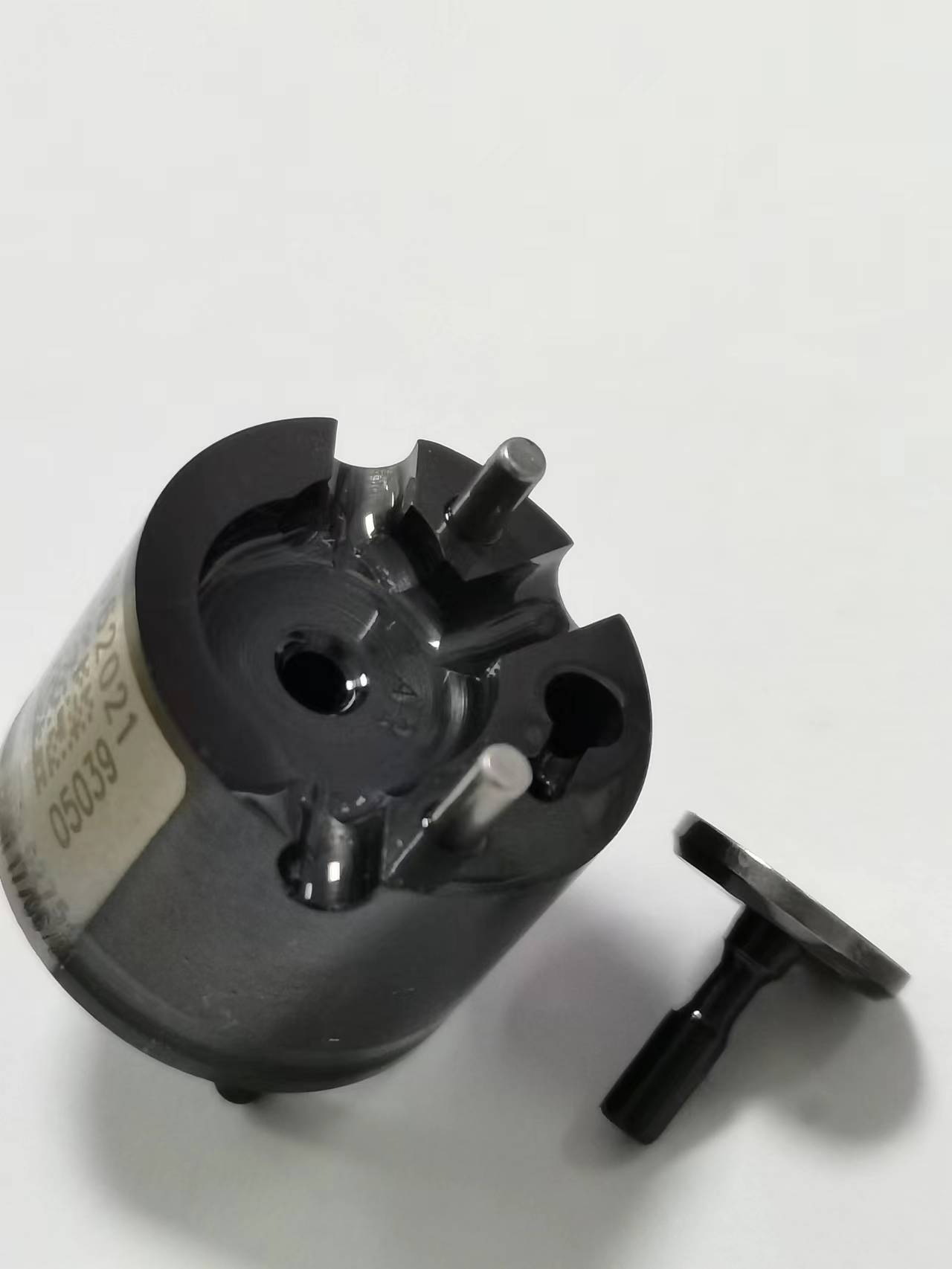 9308Z625C Common Rail Control Valve 625c ,9308-625c ,28615824 valve for injector 28272472/28548932/28307309 FOR MERCEDES
