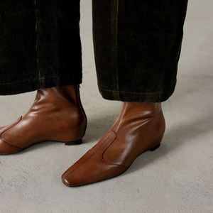 Nuevas Botas de Invierno Coreanas 2025 para Mujer, Ajustadas, Antideslizantes, Cómodas, de Cuero Genuino, con Cremallera, Impermeables, de Tacón Alto y Plataforma Gruesa - Product Image 4