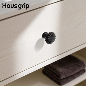 Puxador de Móveis Hausgrip em Liga de Zinco, Maçaneta de Armário em Formato de Flor, Dourado, Preto, Latão Envelhecido, Puxador para Gaveta de Cozinha e Porta - Product Image 5