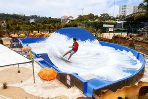 उच्च अंत वाणिज्यिक 180 ° पंखे के आकार के सर्फिंग सिम्युलेटर वाटर मनोरंजन उपकरण, बड़े जल पार्कों के लिए उपयुक्त - Product Image 4