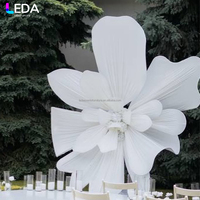 Décorations d'événements en plein air LEDA, rideau en métal blanc, toile de fond géante en métal, support de toile de fond en forme de fleur pour mariage