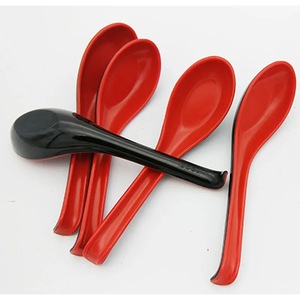 Red And Black Melamine Soup Spoon Long Handle Food Grade Material Restaurant Hotel Use Solid Color Pattern - Product Image 4