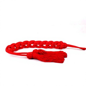 QUICK WAY INDUSTRIES Cordon d'épaule et aiguillettes personnalisés en soie et polyester pour uniforme de cérémonie - Confortables, couleur rouge unie, avec logo - Product Image 1