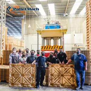 PaletMach Automatic1200 * 1000mm 압축 나무 팔레트 몰딩 프레스 기계 유압 톱밥 나무 팔레트 만들기 기계