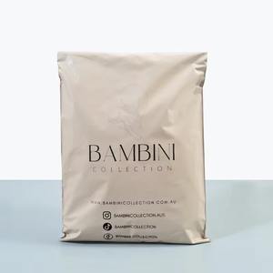 Enveloppe en poly personnalisée Sac de courrier noir mat étanche Sacs <span class=keywords><strong>d</strong></span>'expédition Sac <span class=keywords><strong>d</strong></span>'<span class=keywords><strong>emballage</strong></span> pour sweats à capuche - Product Image 4